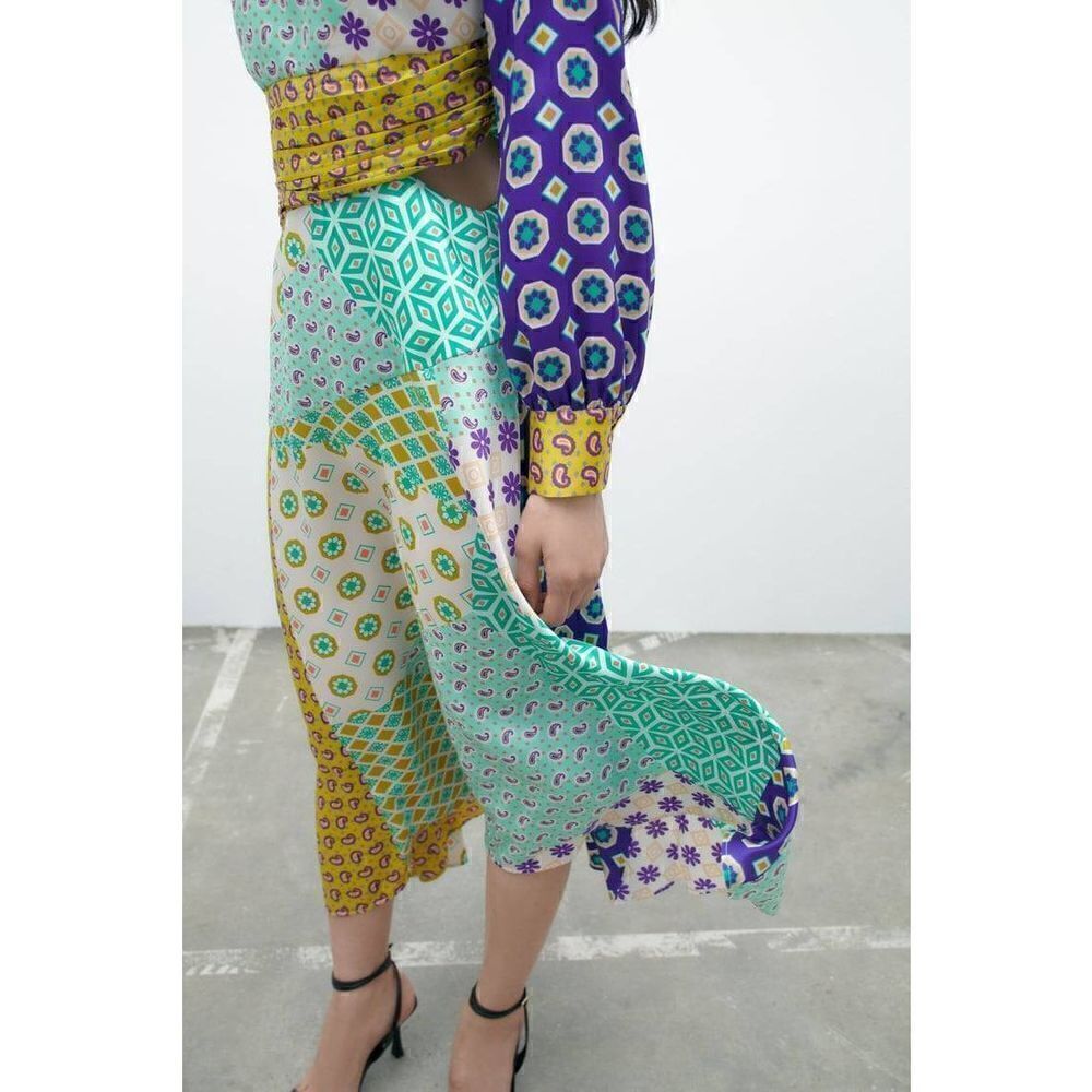 NWT ZARA PATCHWORK PRINT MIDI DRESS - Picture 11 of 14